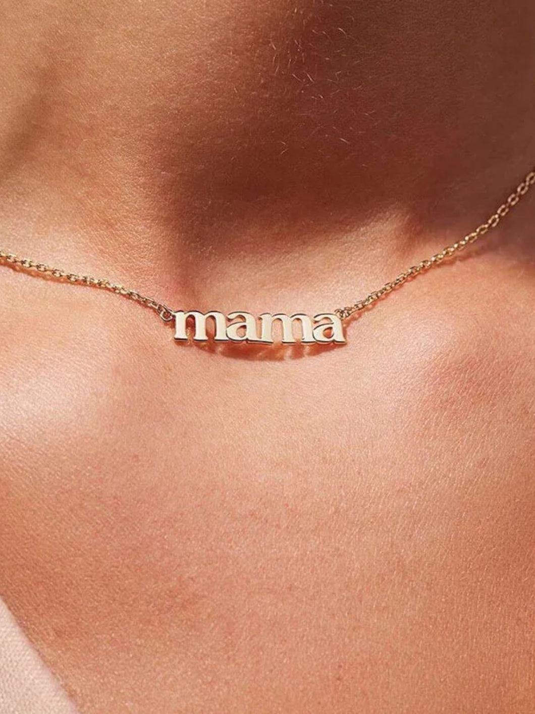 Mama Necklace